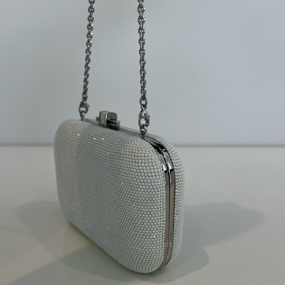 JUDITH LEIBER WHITE CHAULK CRYSTAL CLUTCH & CHAIN - Picture 15 of 17